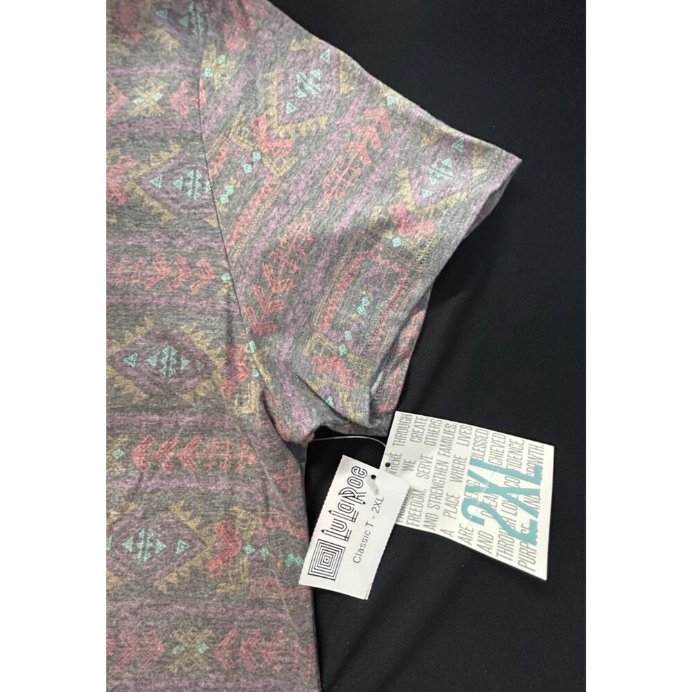 NWT LuLaRoe Classic Tee 2X Gray Southwestern Aztec Short Sleeve